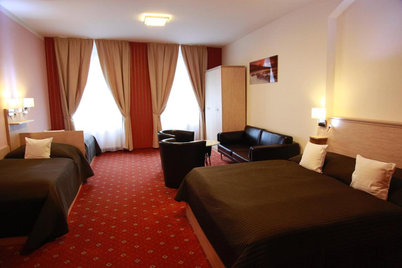 Pension Dvorak Карловы Вары Экстерьер фото